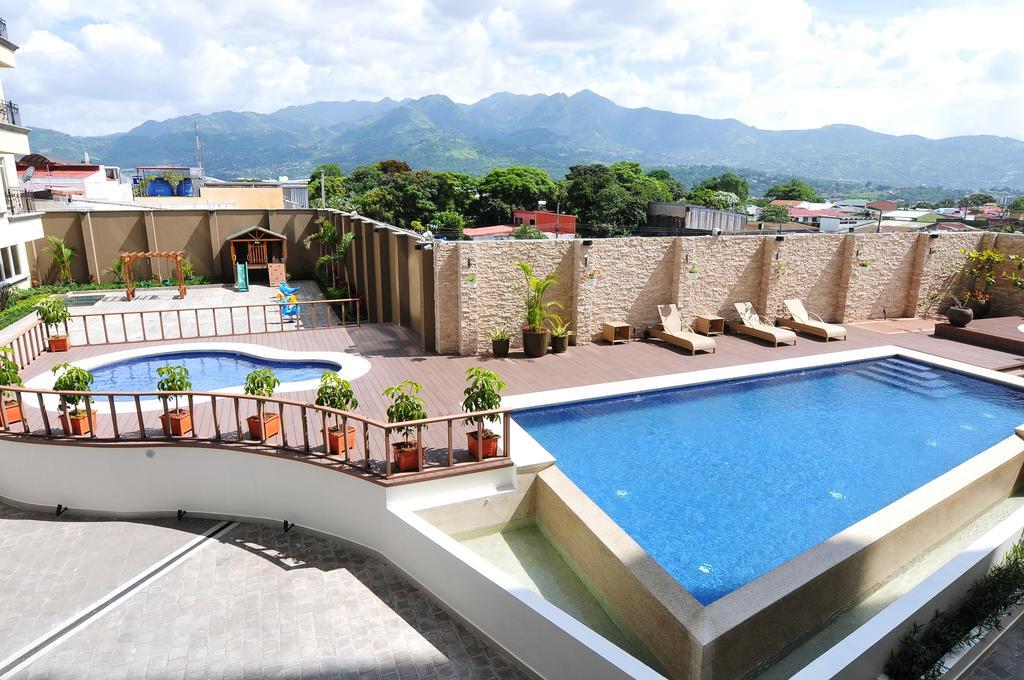 Torres Del Lago Suites And Apartments San José Eksteriør billede