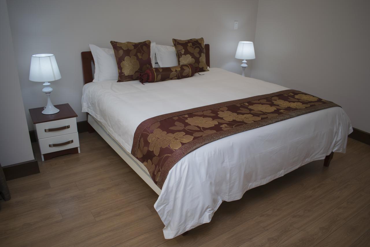 Torres Del Lago Suites And Apartments San José Eksteriør billede