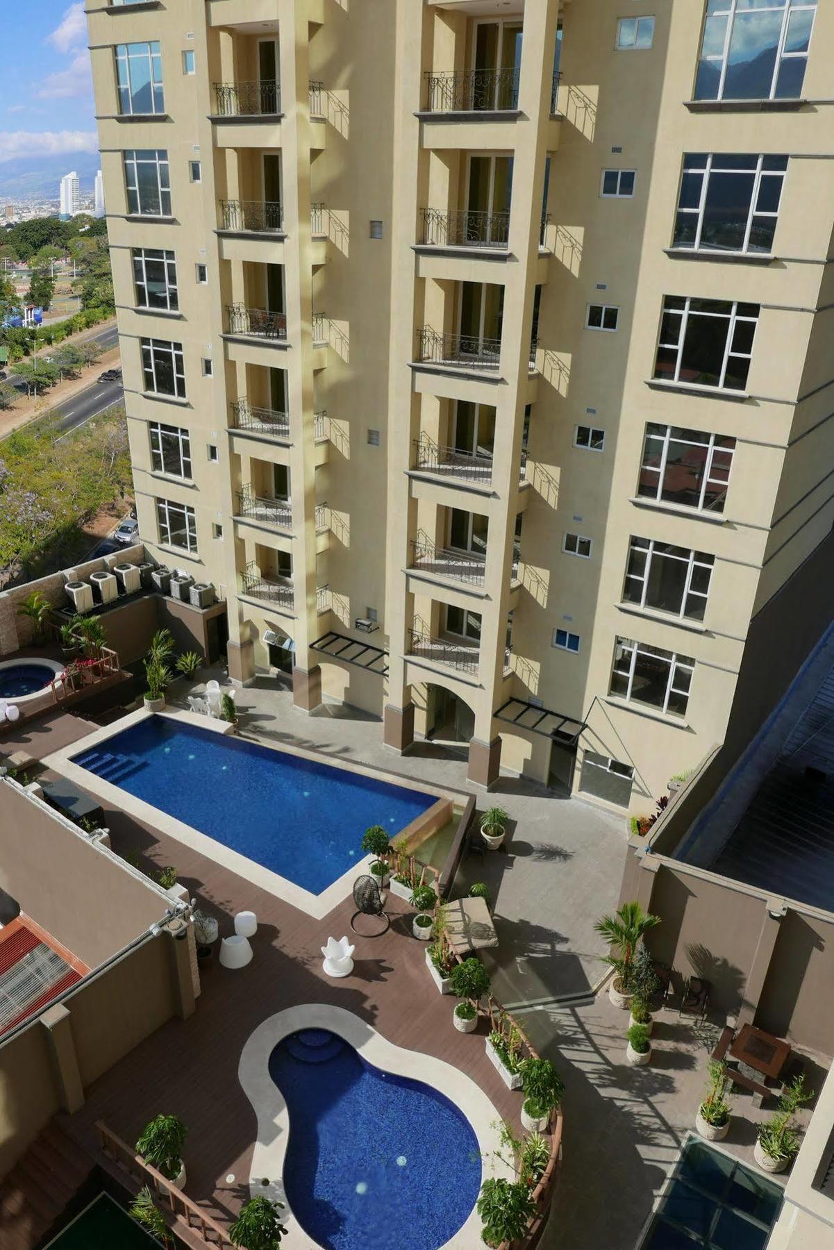 Torres Del Lago Suites And Apartments San José Eksteriør billede