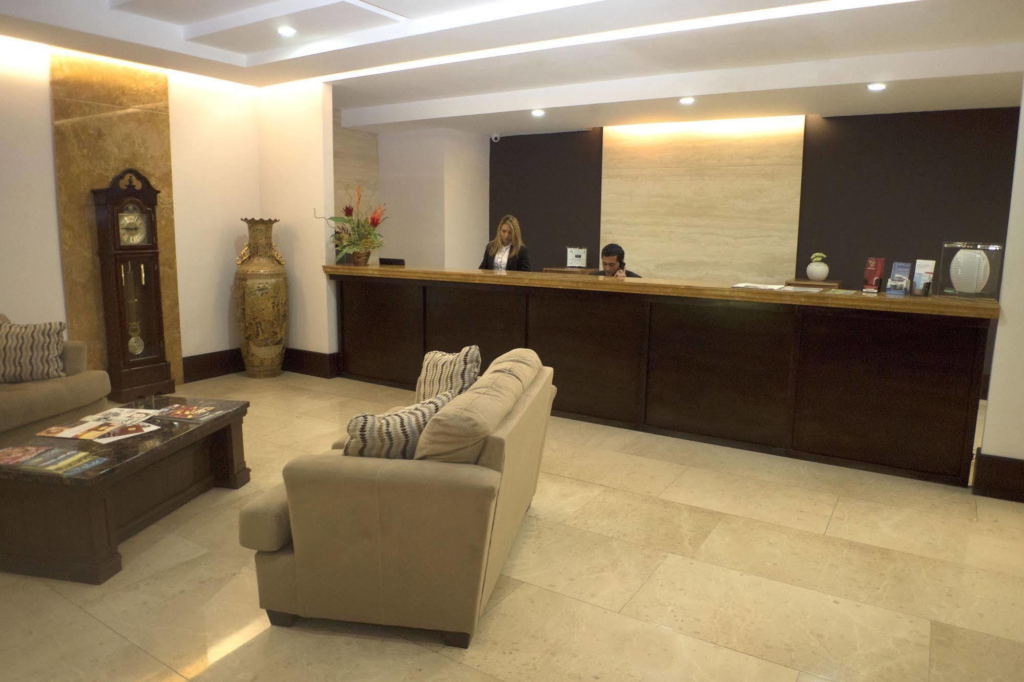 Torres Del Lago Suites And Apartments San José Eksteriør billede
