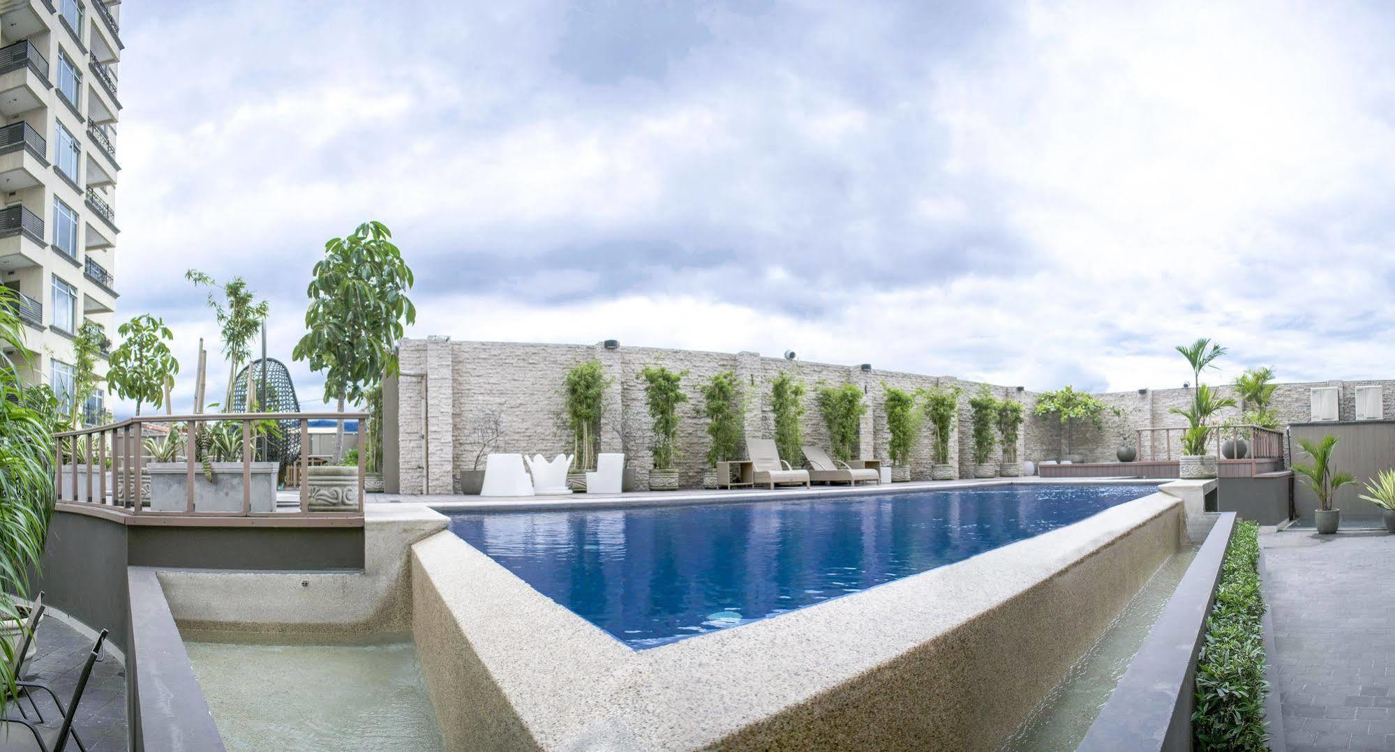 Torres Del Lago Suites And Apartments San José Eksteriør billede